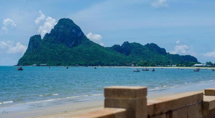 Joy Hotel Prachuap Khiri Khan Exterior foto